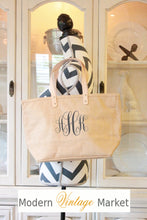 Load image into Gallery viewer, Bridesmaid Bags,Bridesmaids' Gifts,bridesmaid gift,Bridesmaid bag,Monogram Bag,Monogram Tote,Wedding Bag,Maid of Honor,Handbag