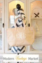 Load image into Gallery viewer, Bridesmaid Bags,Bridesmaids&#39; Gifts,bridesmaid gift,Bridesmaid bag,Monogram Bag,Monogram Tote,Wedding Bag,Maid of Honor,Handbag

